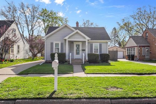 921 Cleveland St, Beloit, WI, 53511-4904 | Card Image
