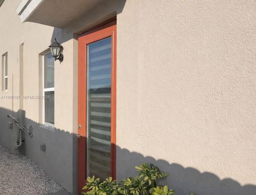 2-13229 Sw 271st Ter, Homestead, FL, 33032-8592 | Card Image