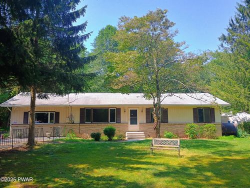 507 Black Oak Dr, Tannersville, PA, 18372-7737 | Card Image