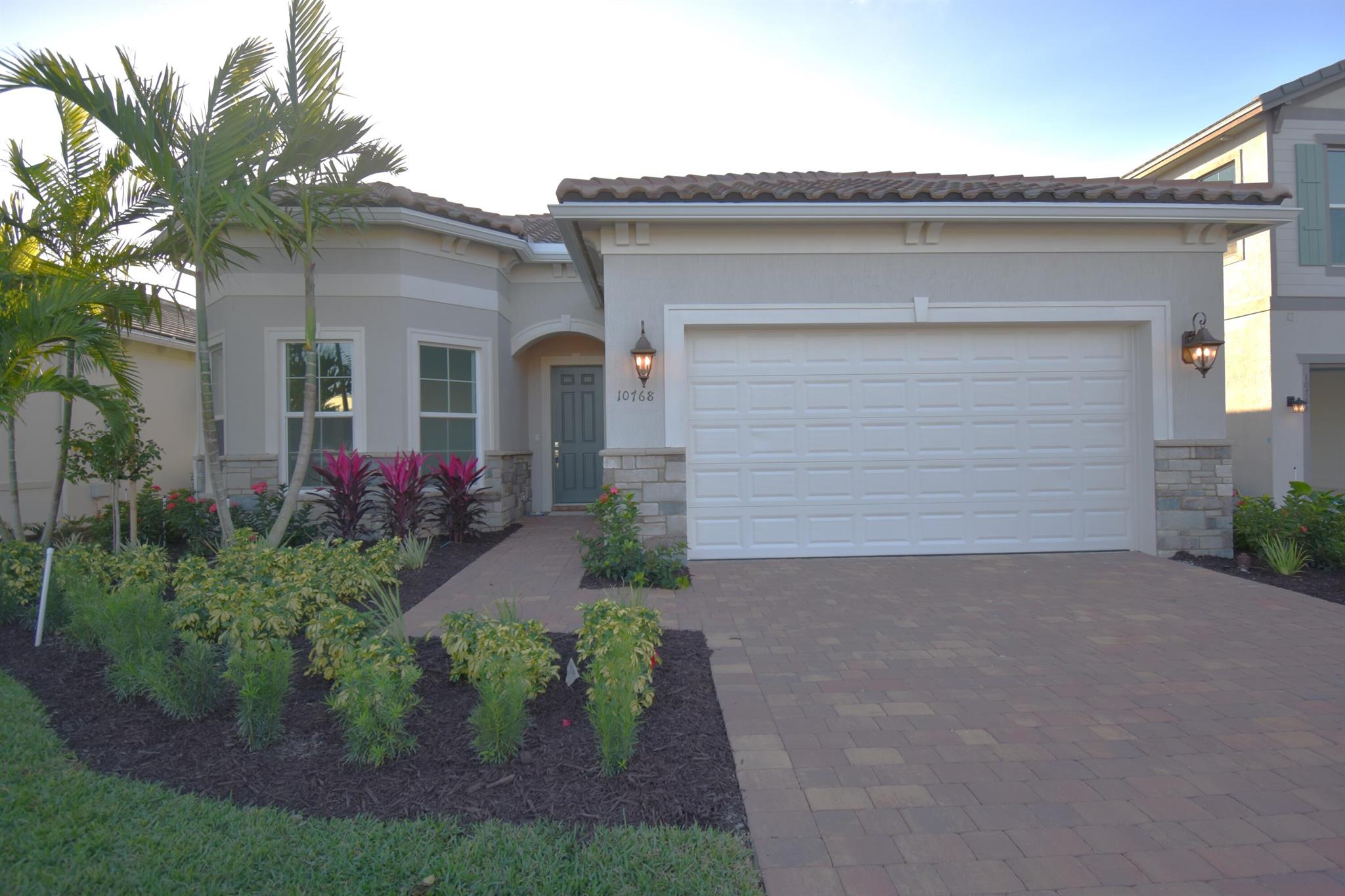 Northbrook Cir, Palm Beach Gardens, FL 33412