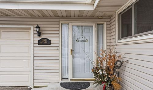 12921 James Ave S, Burnsville, MN, 55337-2251 | Card Image