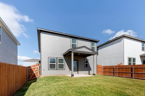 oly13601-2601 Crystal Bend Dr, Pflugerville, TX, 78660-8304 | Card Image