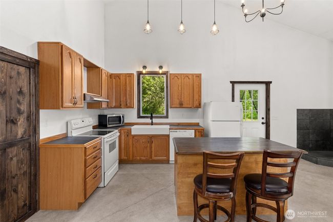 637 Smokey Valley Rd, Home with 0 bedrooms, 0 bathrooms and null parking in Toledo WA | Image 11