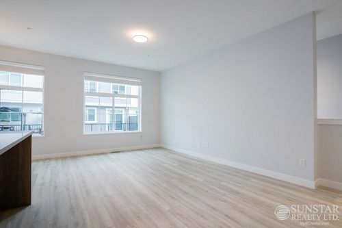 37-8371 202b St, Langley, BC, V2Y4K6 | Card Image