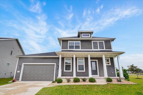 533 Redan Dr, Verona, WI, 53593-8390 | Card Image