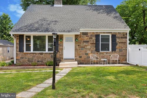2301 Patton Rd, ABINGTON, PA, 19001-2408 | Card Image