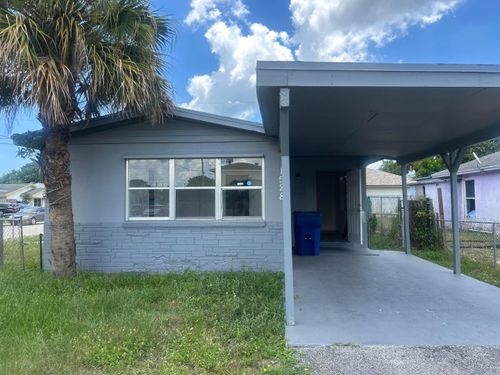 0-1528 Avenue S, Riviera Beach, FL, 33404-5222 | Card Image
