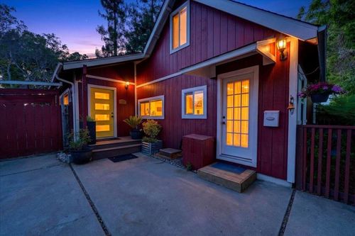 115 Catalpa St, Santa Cruz, CA, 95062 | Card Image