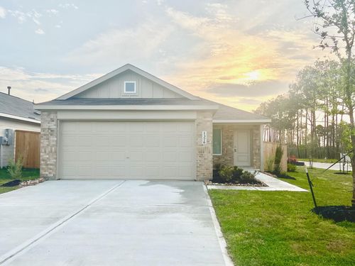 1376 Diamond Carnation Dr, Conroe, TX, 77301-3449 | Card Image