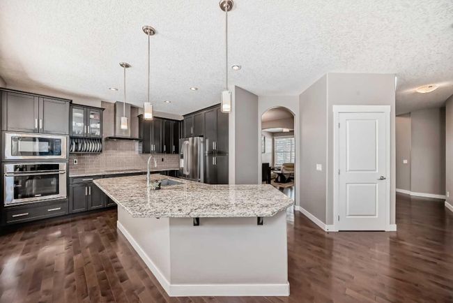 18 Rockford Road Nw, Home with 4 bedrooms, 3 bathrooms and 4 parking in Calgary AB | Image 14
