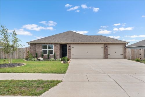 2704 Murphy St, Pea Ridge, AR, 72751-4046 | Card Image
