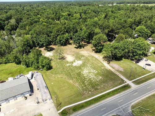 2073 N Meridian Rd, Sanford, MI, 48657-9501 | Card Image