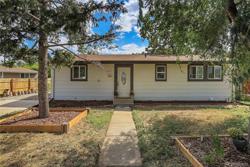 220 Cragmore Street, Denver, CO, 80221 | Card Image