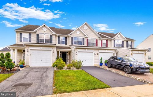 23 W Worthington Blvd, SMYRNA, DE, 19977-4526 | Card Image