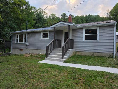 233 Masons Knob Rd, Boones Mill, VA, 24065-4084 | Card Image