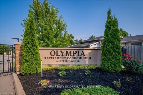 316-4644 Pettit Ave, Niagara Falls, ON, L2E0B4 | Card Image