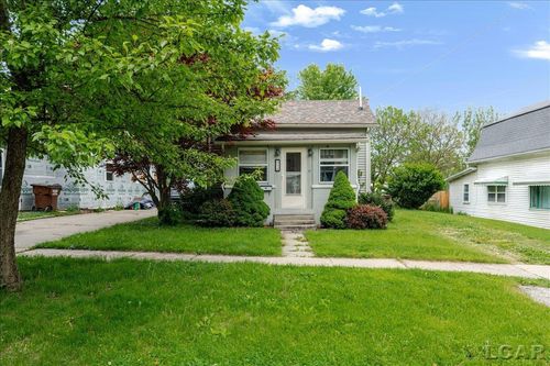 814 Hoch Ave. Avenue, Adrian, MI, 49221 | Card Image