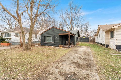3237 Harris St, Ferndale, MI, 48220-1128 | Card Image