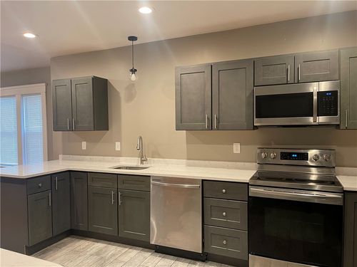 65 Wheeler Ave, Cranston, RI, 02905-2707 | Card Image