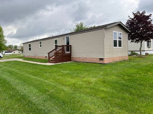 4085 Mapleview Ct E, Brown City, MI, 48416-8607 | Card Image