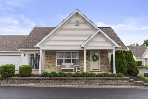 7912 Meadowlark Ln S, Reynoldsburg, OH, 43068-4918 | Card Image