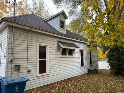 1329 Jones Street, House other with 2 bedrooms, 1 bathrooms and null parking in Wabash IN | Image 2