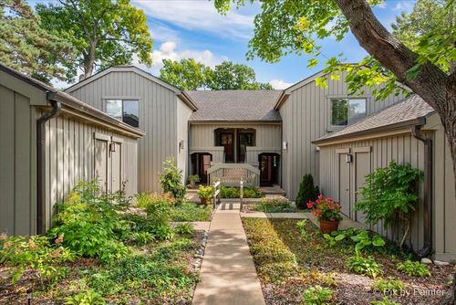 apt-b-209 Shoreline Rd, Lake Barrington, IL, 60010-3844 | Card Image