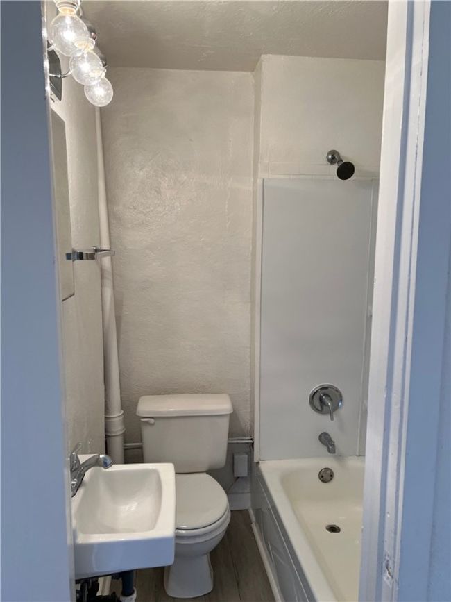 1827 Jancey St, House other with 2 bedrooms, 2 bathrooms and null parking in Pittsburgh PA | Image 10