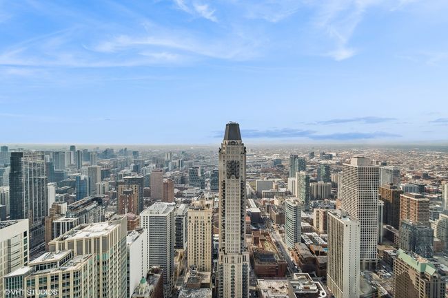 APT-5305 - 132 E Delaware Pl, Condo with 2 bedrooms, 2 bathrooms and 2 parking in Chicago IL | Image 24