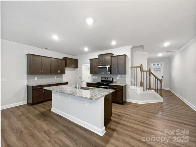 665 Cypress Glen Ln, Townhouse with 3 bedrooms, 3 bathrooms and null parking in Lake Wylie SC | Image 6