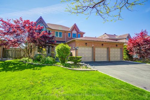 32 Dumfries Dr, Markham, ON, L6C1R9 | Card Image