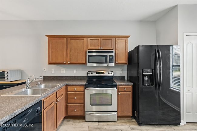 Kitchen | Image 6
