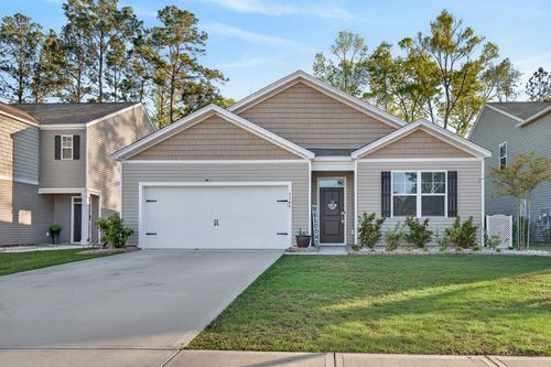 114 Valley Row, Summerville, SC, 29483-8451 | Card Image