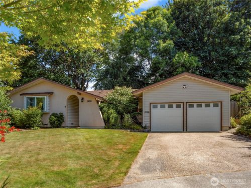 1908 Se 21st Place, Renton, WA, 98055 | Card Image