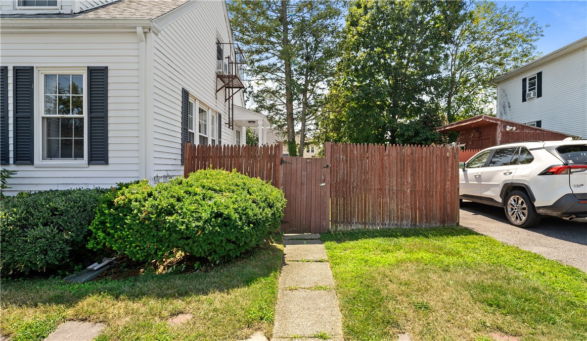 Residential Income in East Providence 4