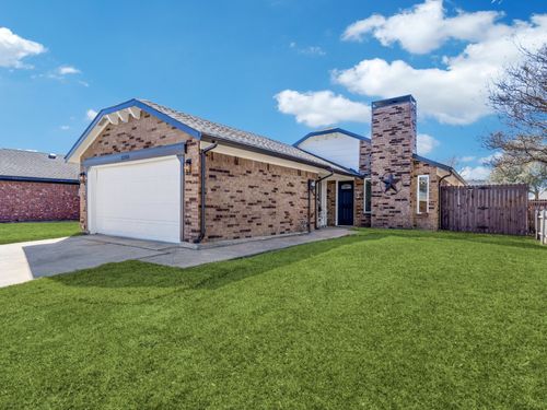3703 Verlaine Dr, Carrollton, TX, 75007-2327 | Card Image