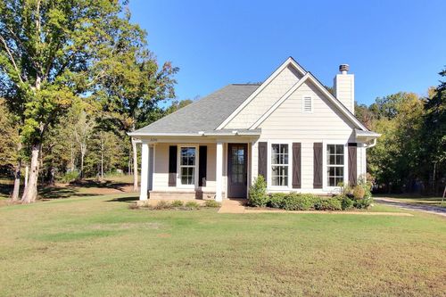 3290 Raleigh Lagrange Dr, Rossville, TN, 38066-3439 | Card Image