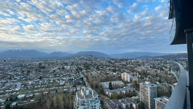 4406 - 4890 Lougheed Highway, Condo with 1 bedrooms, 1 bathrooms and 1 parking in Burnaby BC | Image 10