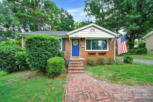 3905 Abbeydale Dr, Charlotte, NC, 28205-4601 | Card Image