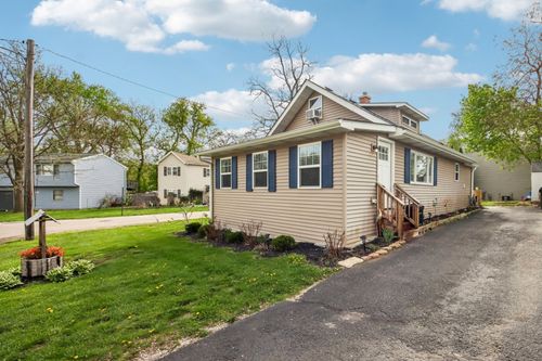 316 Lily Ln, Lakemoor, IL, 60051-3233 | Card Image