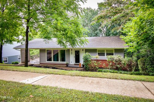 553 Bays View Road, Kingsport, TN, 37660 | Card Image