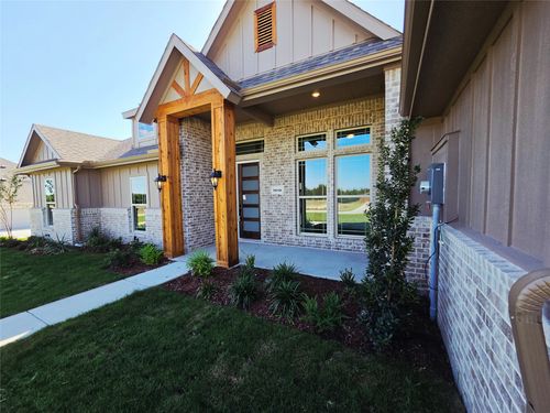 7010 Hayes Rd, Midlothian, TX, 76065-7447 | Card Image