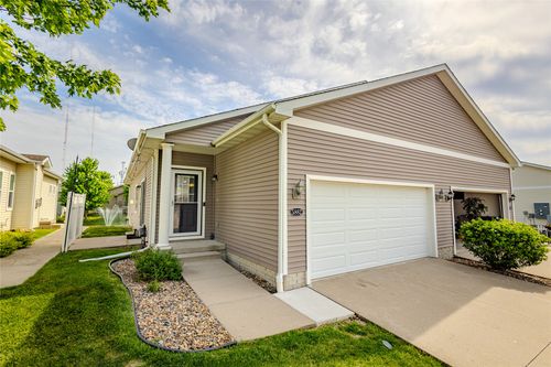 5882 Marble Cir, Johnston, IA, 50131-2455 | Card Image