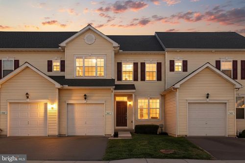 542-542 Marion Rd, YORK, PA, 17406-1563 | Card Image