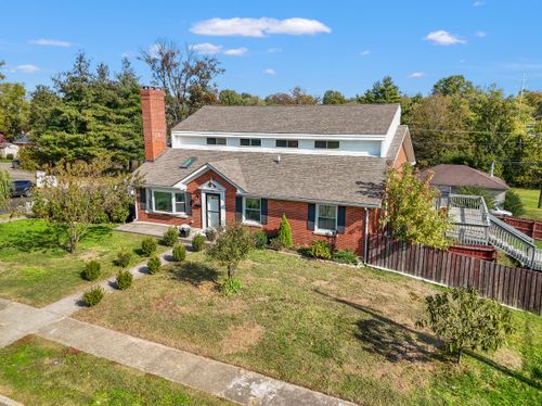 201 Vanderbilt Dr, Lexington, KY, 40517-1543 | Card Image