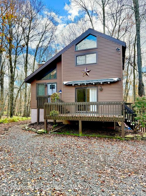 5 Leah Ln, Gouldsboro, PA, 18424-8984 | Card Image