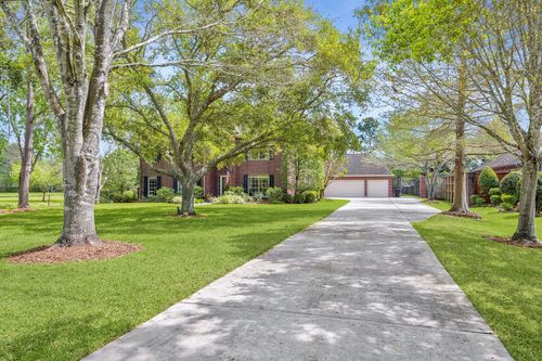 805 Murphy Ln, Friendswood, TX, 77546-4731 | Card Image