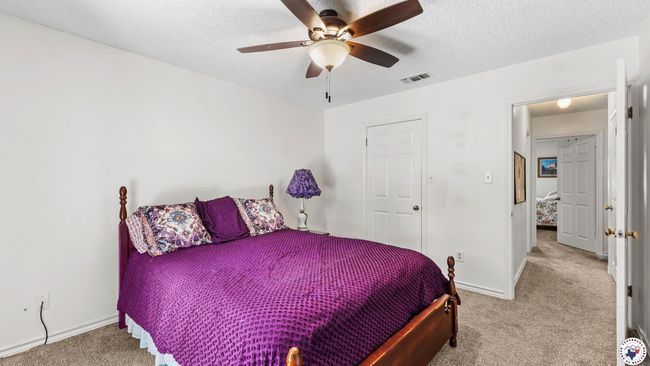 201 Larkspur Ln, House other with 3 bedrooms, 2 bathrooms and null parking in Wake Village TX | Image 26