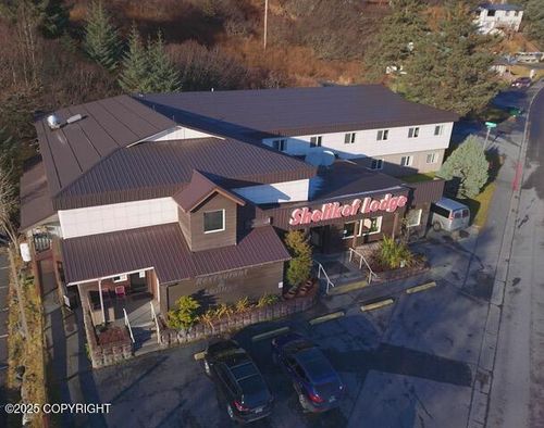 211 Thorsheim St, Kodiak, AK, 99615-6036 | Card Image