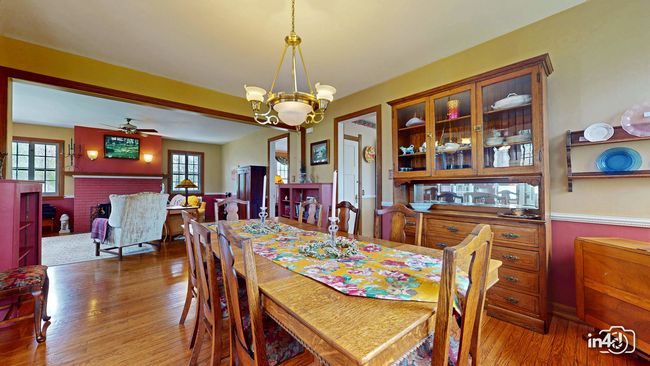 15 High Lake Ave, House other with 3 bedrooms, 1 bathrooms and 2 parking in West Chicago IL | Image 6